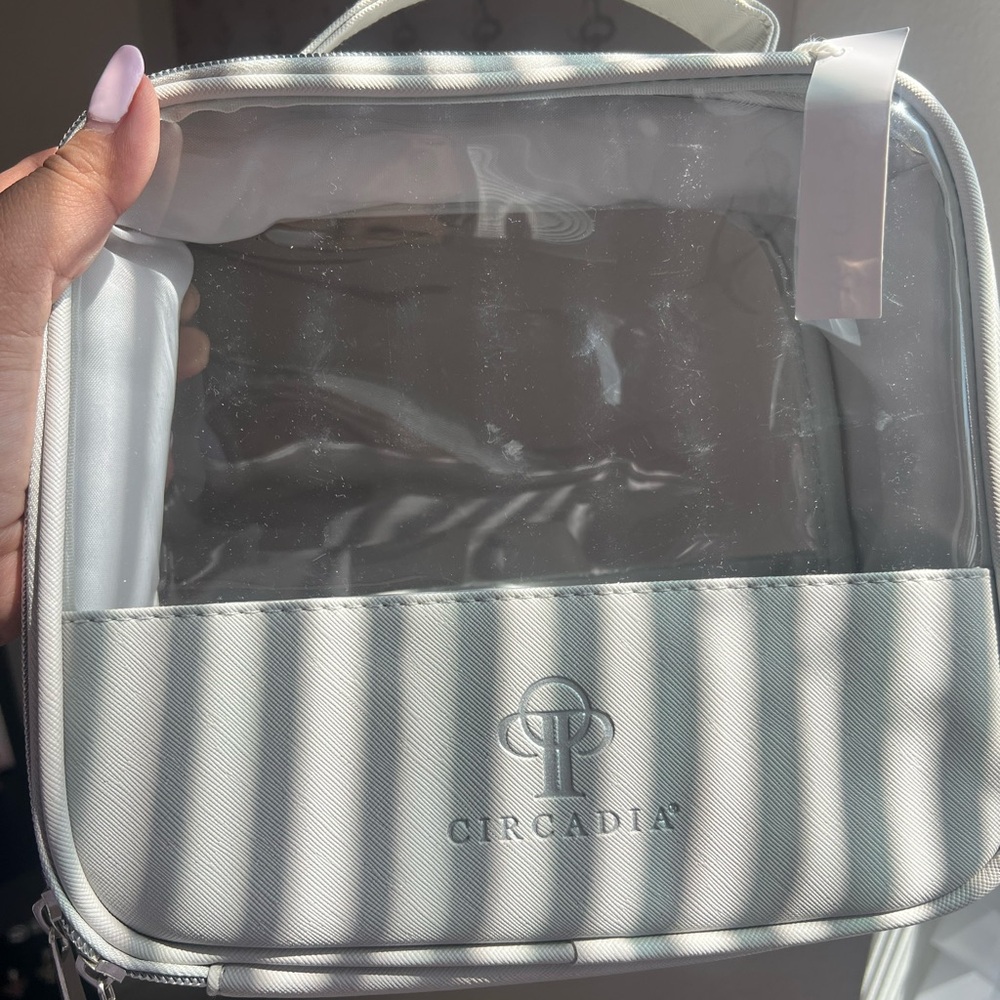 CIRCADIA Clear& Grey Travel Bag BUNDLE